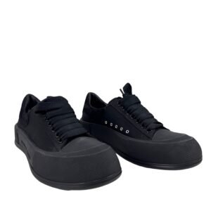 Alexander McQueen, Sneakers « Deck Plimsoll »