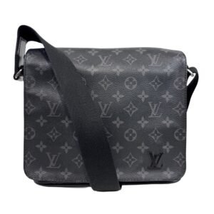 Louis Vuitton, Sacoche « District » en toile Monogram Eclipse