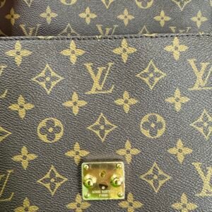 Louis Vuitton, Pochette Métis Monogram