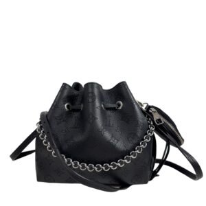 Louis Vuitton, Sac Bella Mahina noir