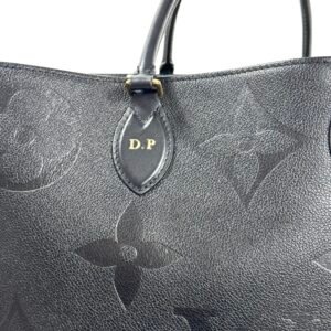 Louis Vuitton, Sac « OnTheGo » GM Monogram empreinte Giant noir