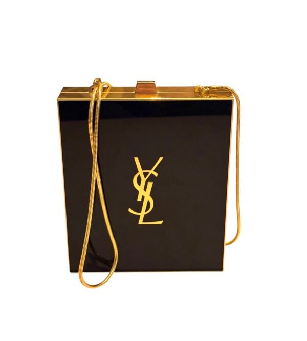 Saint Laurent, « Tuxedo box »